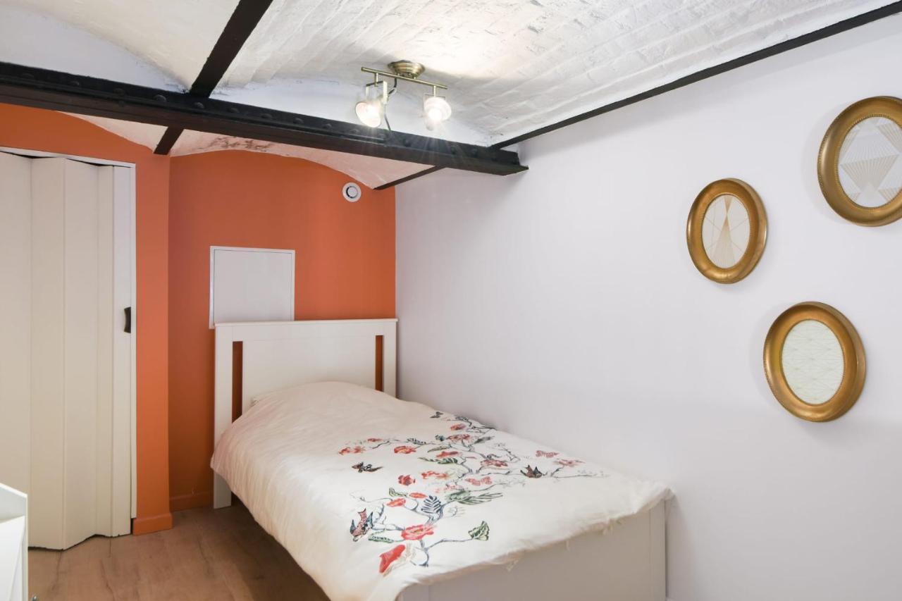 Loft De L'Usine - Welkeys Apartment Tourcoing Exterior photo